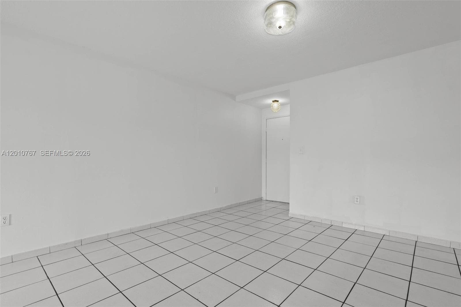 9431 Fontainebleau Blvd # 112, Miami FL 33172 — 20