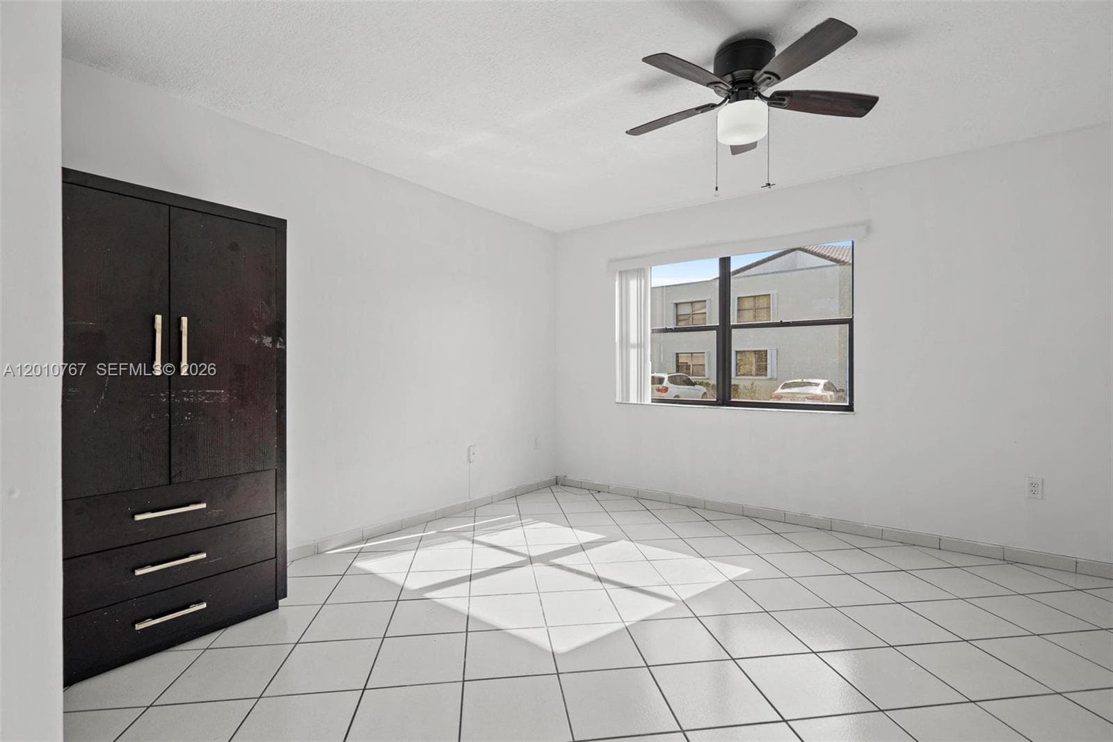 9431 Fontainebleau Blvd # 112, Miami FL 33172 — 30