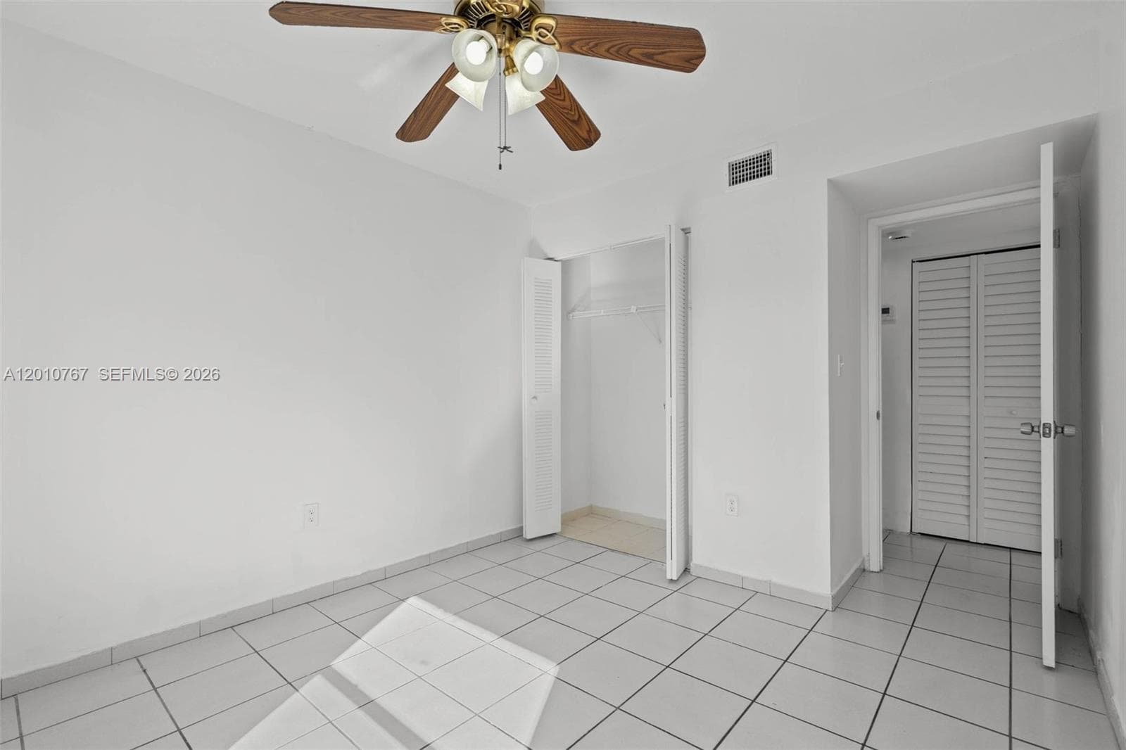 9431 Fontainebleau Blvd # 112, Miami FL 33172 — 11