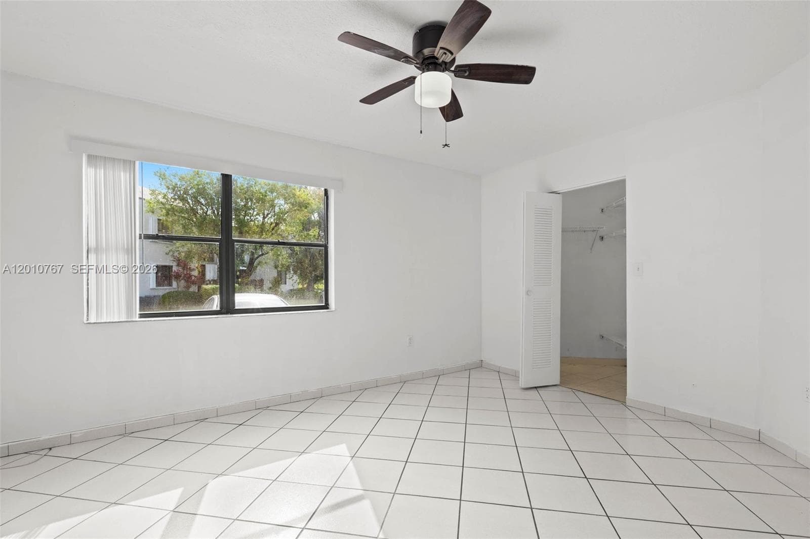 9431 Fontainebleau Blvd # 112, Miami FL 33172 — 31