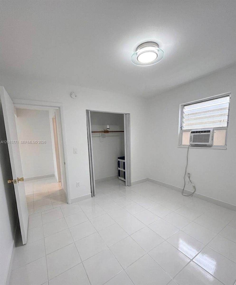 718 SW 11th Ave # 5, Miami FL 33130 — 3