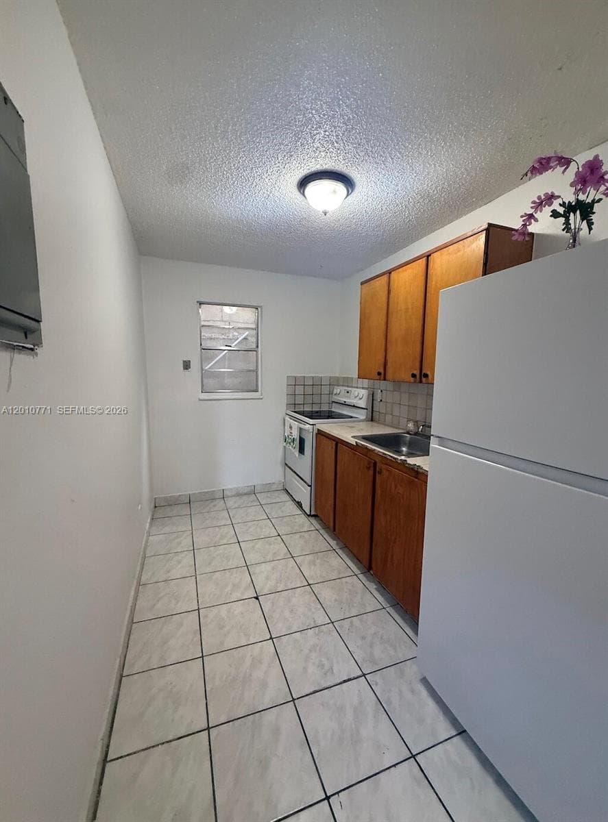 718 SW 11th Ave # 5, Miami FL 33130 — 5
