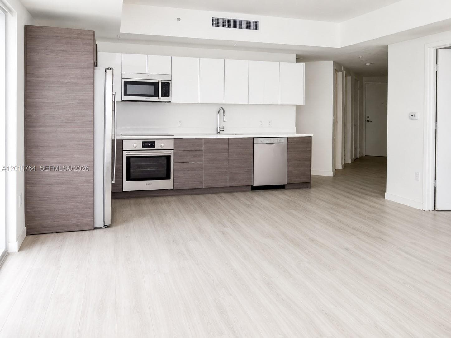 1010 SW 2nd Ave # 1809, Miami FL 33130 — 2