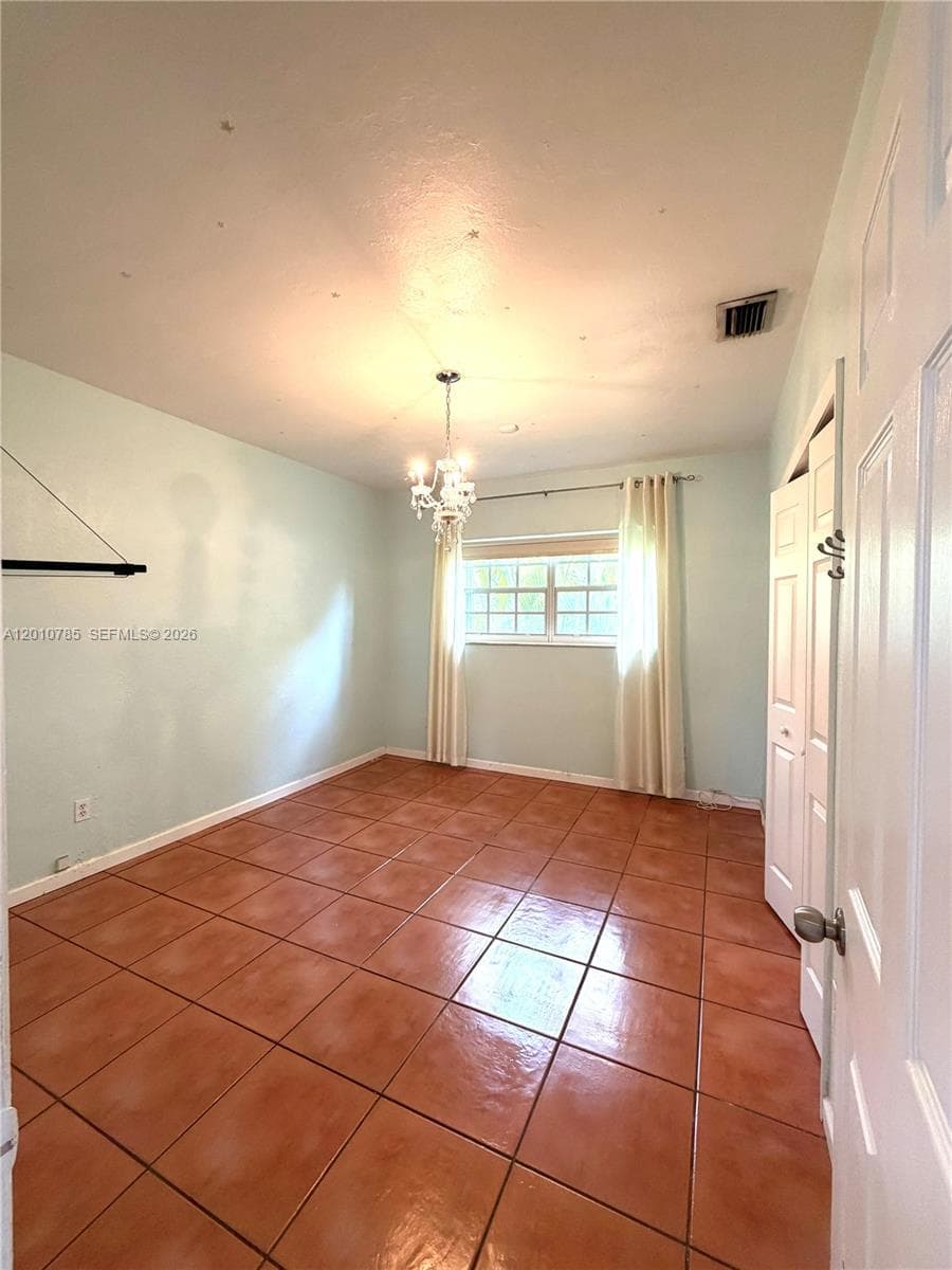 1840 SW 29th Ave # 1840, Miami FL 33145 — 17