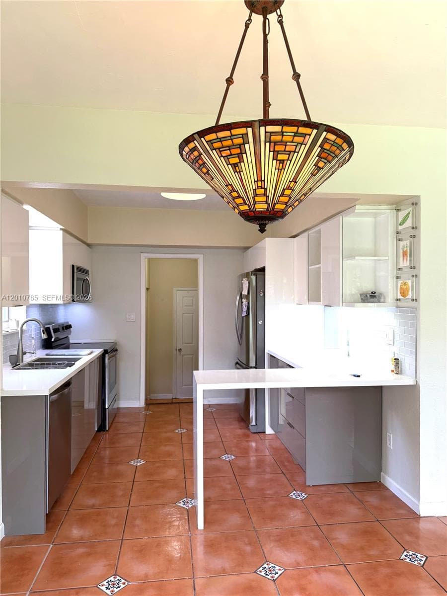 1840 SW 29th Ave # 1840, Miami FL 33145 — 9