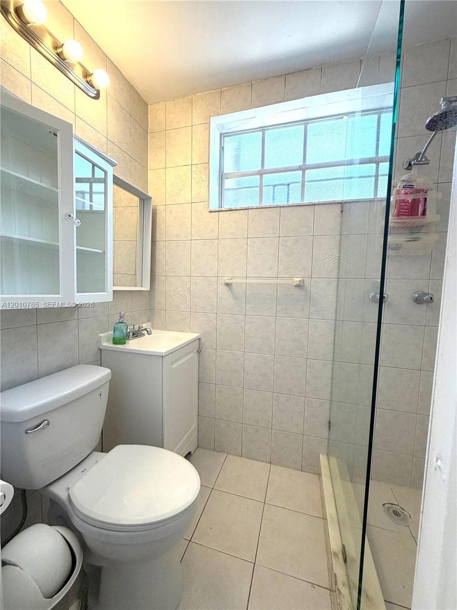 1840 SW 29th Ave # 1840, Miami FL 33145 — 29