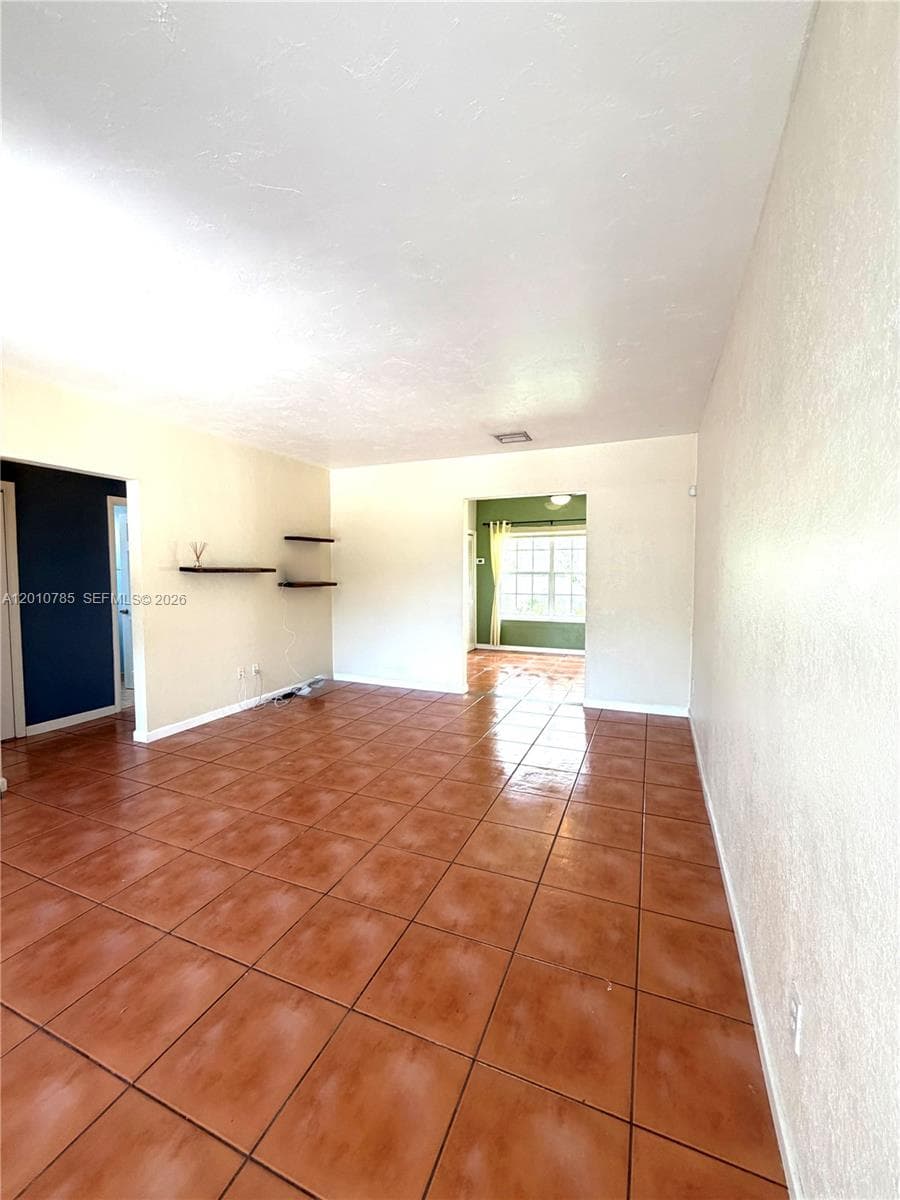 1840 SW 29th Ave # 1840, Miami FL 33145 — 4