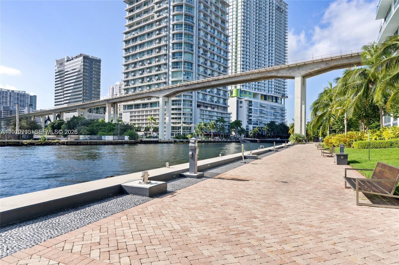 350 S Miami Ave # 3307, Miami FL 33130 — 32