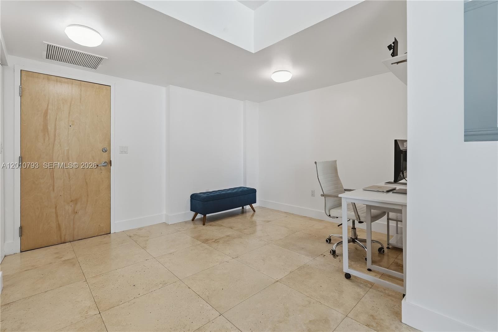 350 S Miami Ave # 3307, Miami FL 33130 — 5