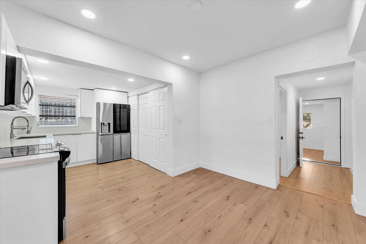 4719 E 8th Court, Hialeah FL 33013 — 17