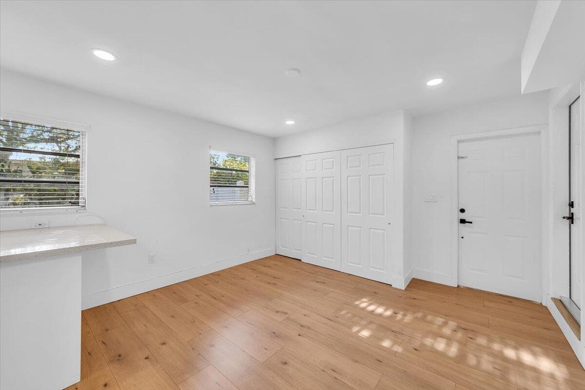 4719 E 8th Court, Hialeah FL 33013 — 36