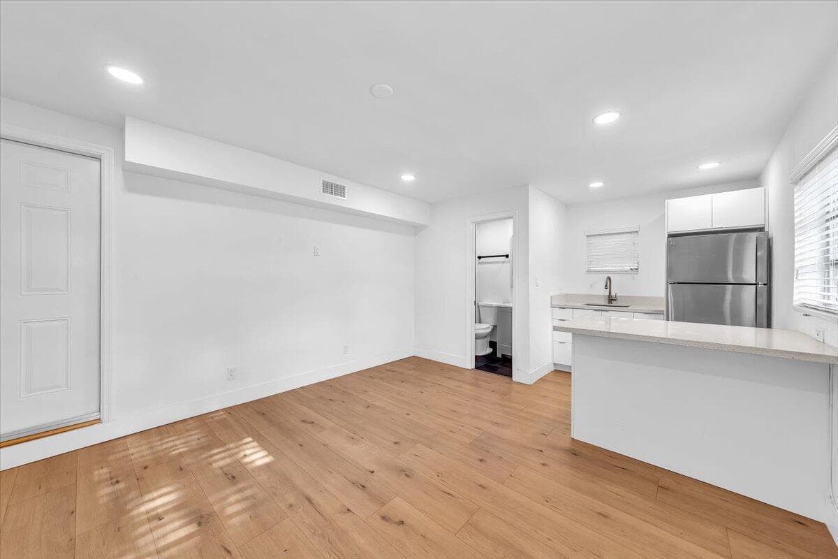 4719 E 8th Court, Hialeah FL 33013 — 32
