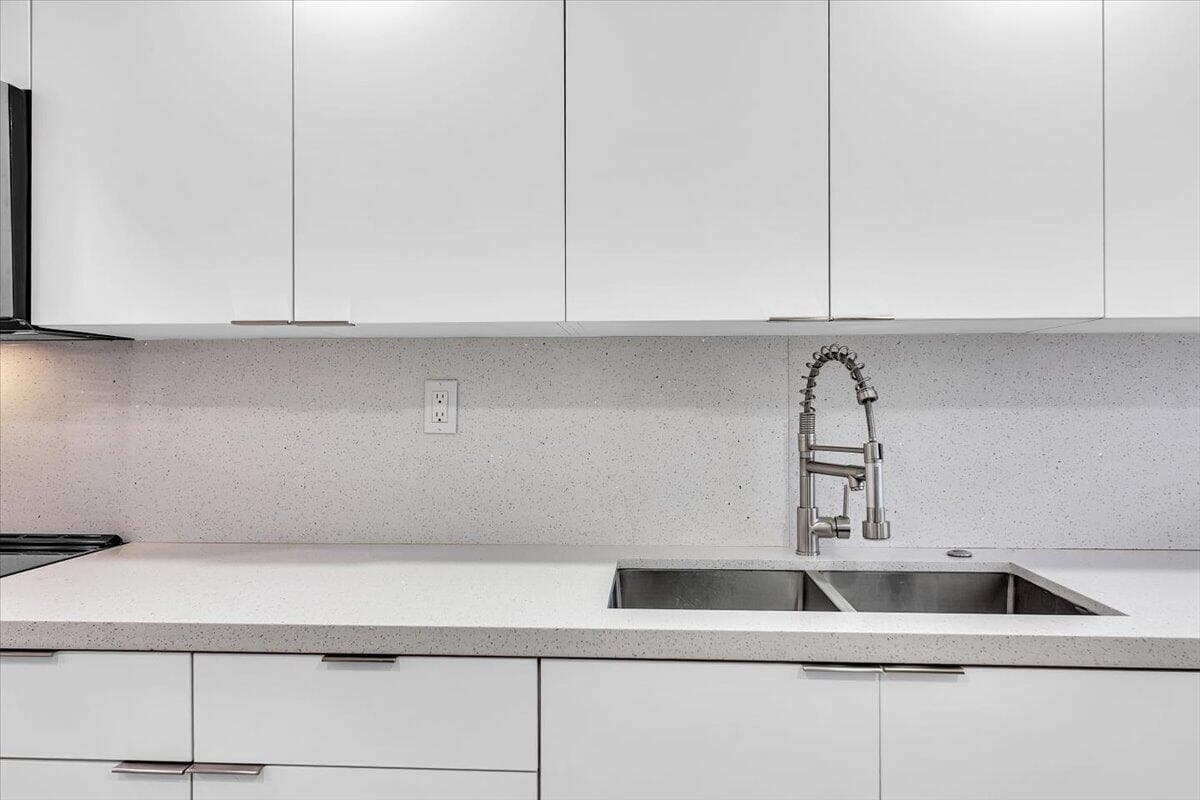 4719 E 8th Court, Hialeah FL 33013 — 14