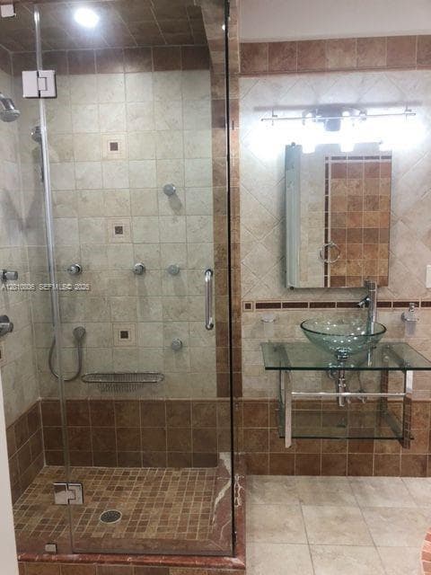 9910 SW 23rd St, Miami FL 33165 — 28
