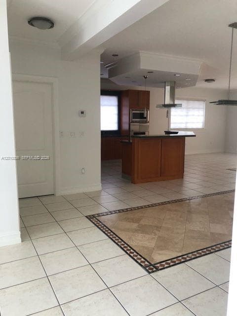 9910 SW 23rd St, Miami FL 33165 — 5