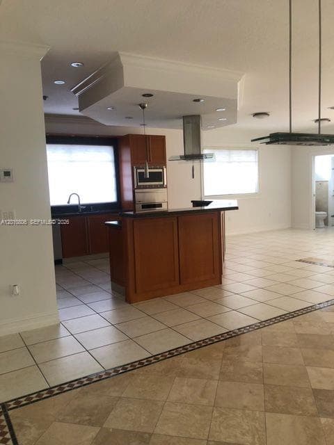 9910 SW 23rd St, Miami FL 33165 — 9