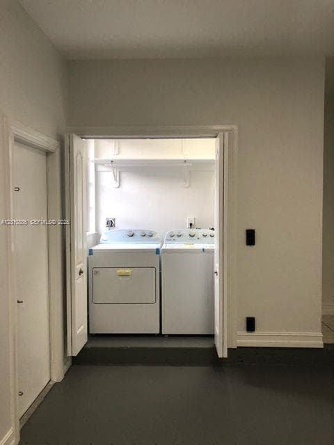 9910 SW 23rd St, Miami FL 33165 — 35