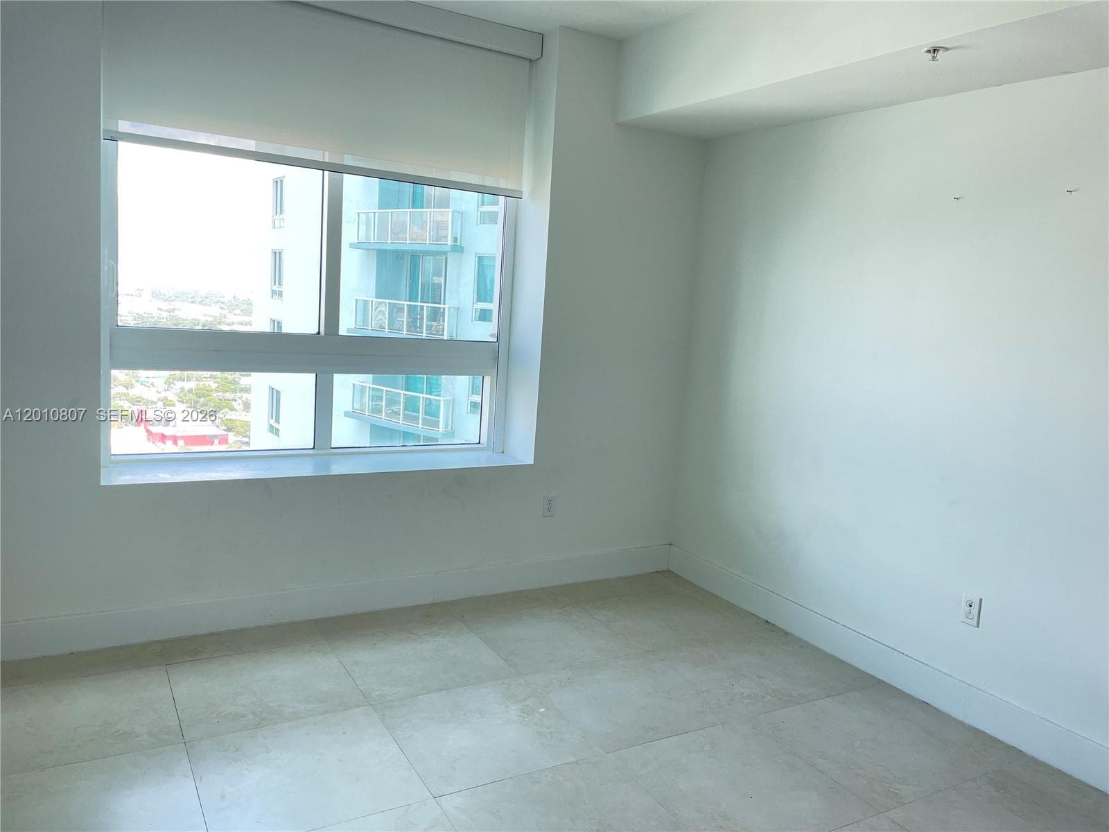 1900 N Bayshore Dr # 3311, Miami FL 33132 — 6