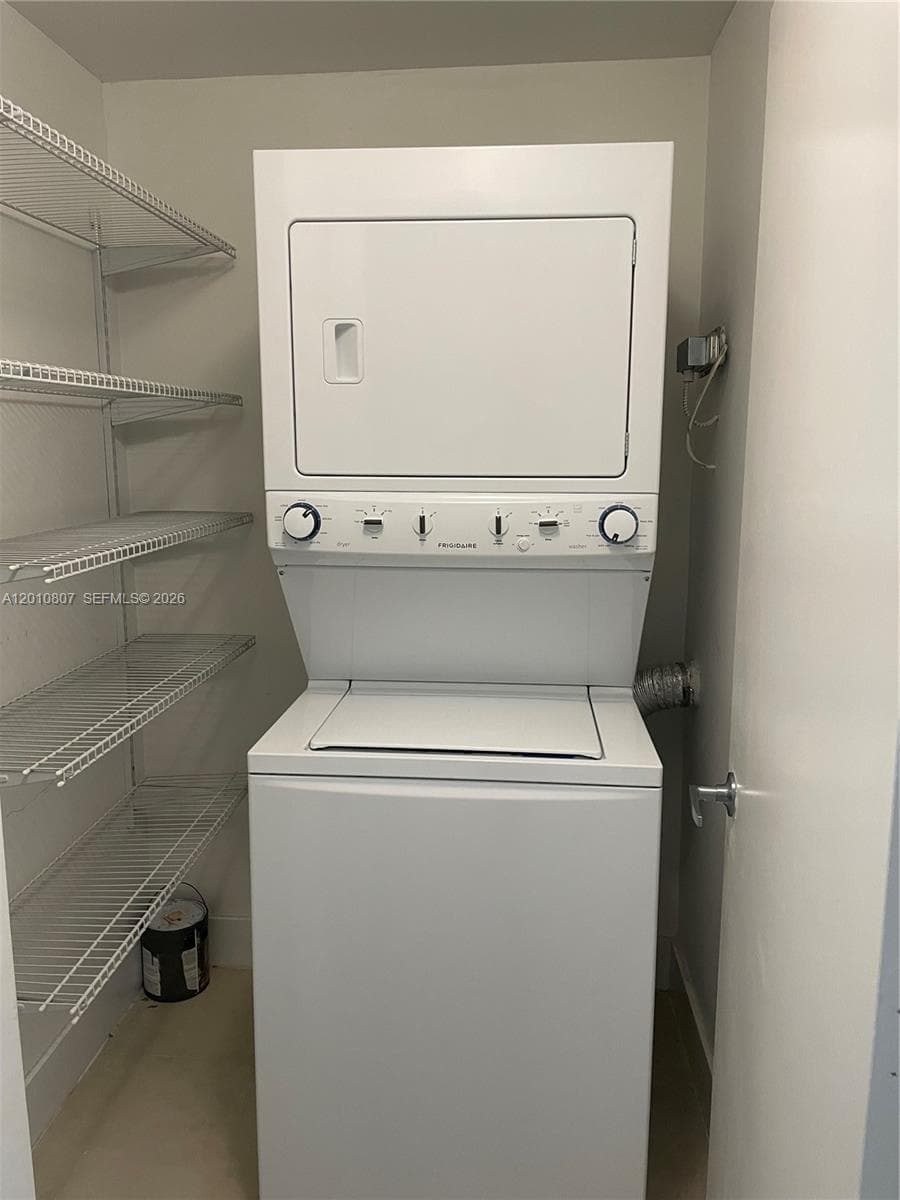 1900 N Bayshore Dr # 3311, Miami FL 33132 — 13
