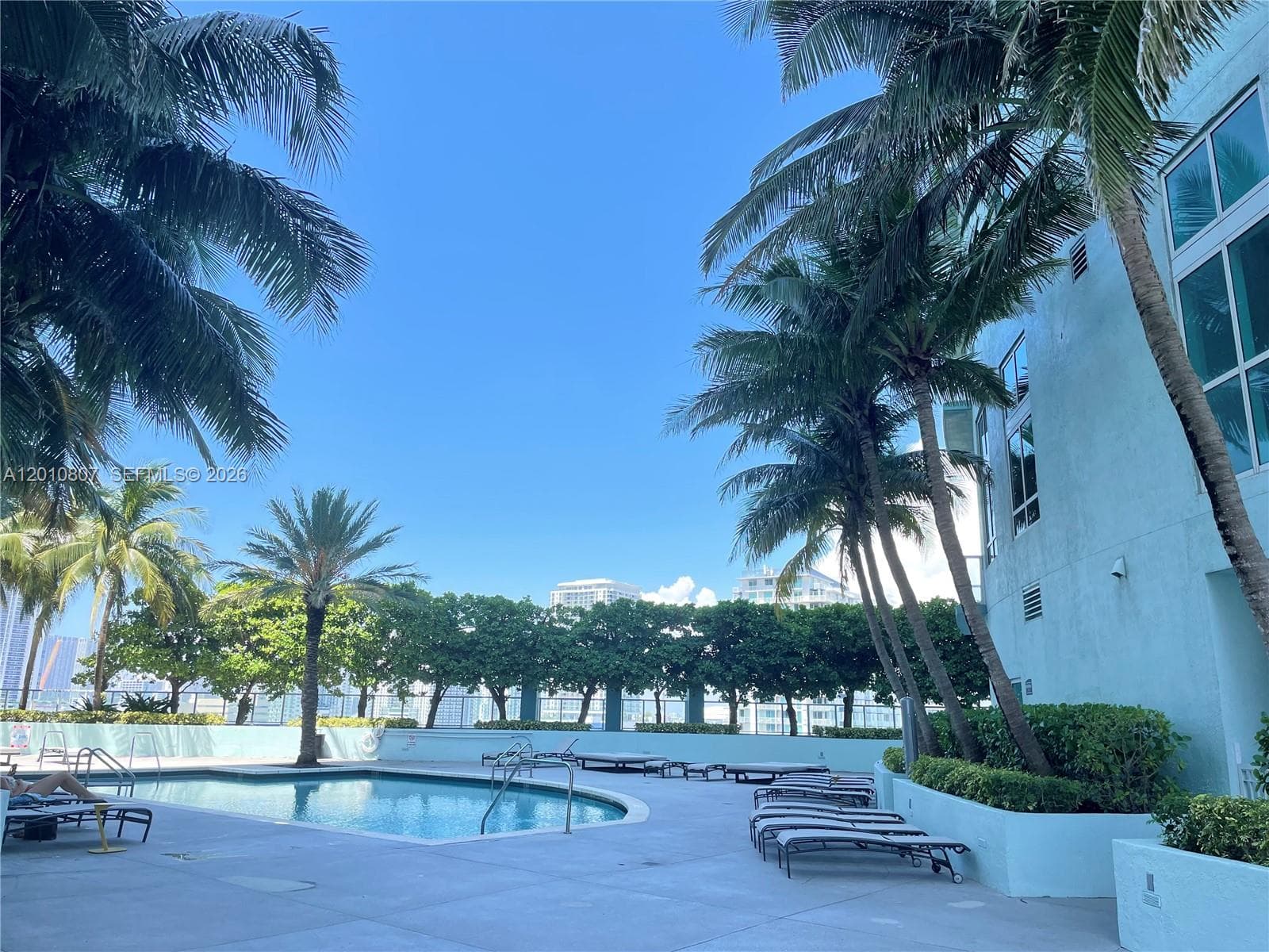 1900 N Bayshore Dr # 3311, Miami FL 33132 — 16