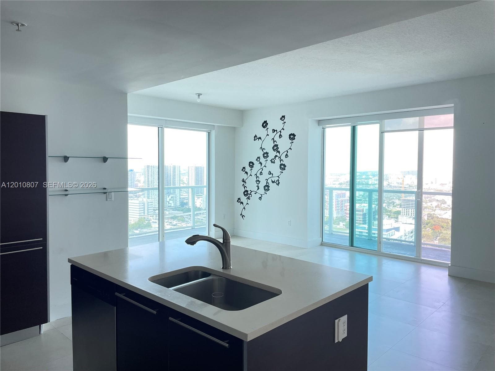 1900 N Bayshore Dr # 3311, Miami FL 33132 — 3