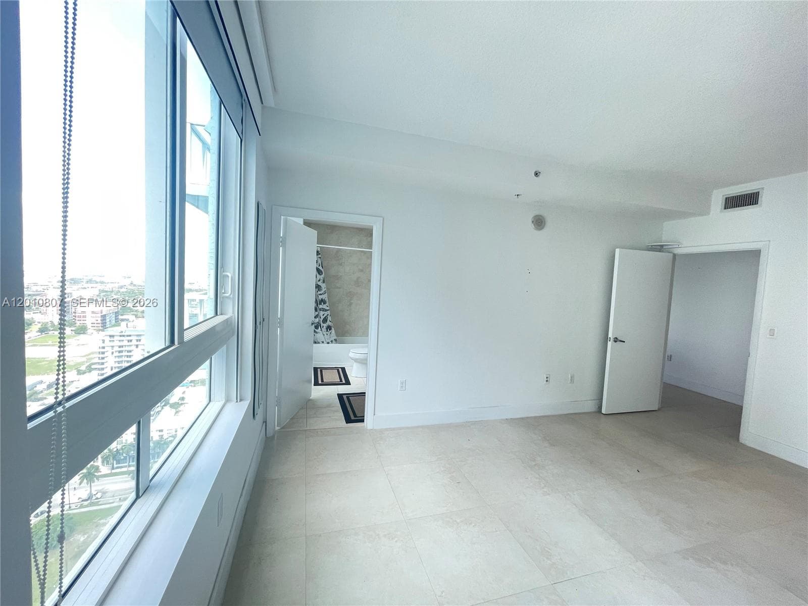 1900 N Bayshore Dr # 3311, Miami FL 33132 — 10