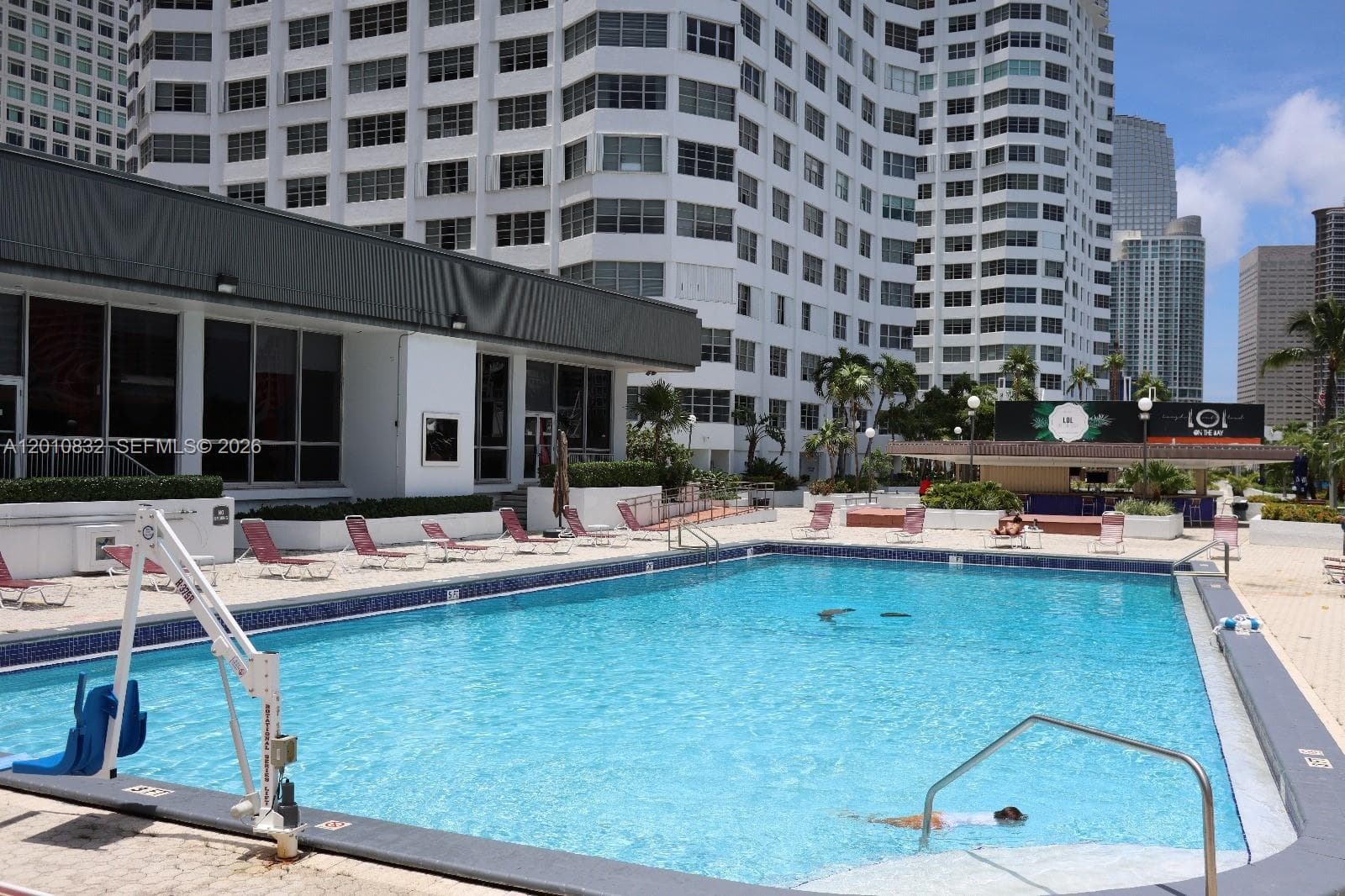 905 Brickell Bay Dr # 1824, Miami FL 33131 — 28