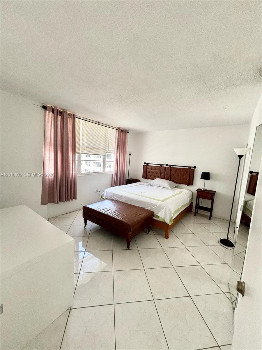 905 Brickell Bay Dr # 1824, Miami FL 33131 — 15