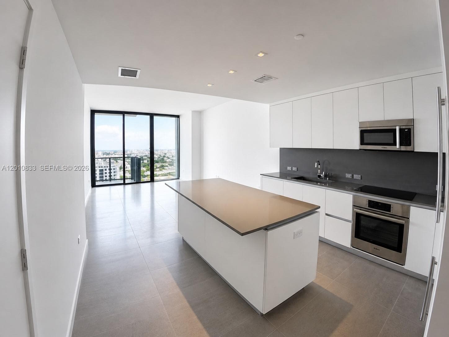 88 SW 7th St # 2206, Miami FL 33130 — 7