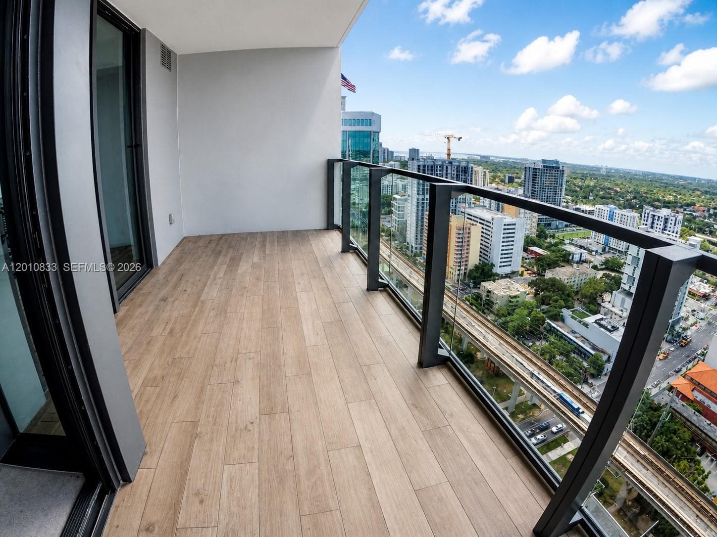 88 SW 7th St # 2206, Miami FL 33130 — 32