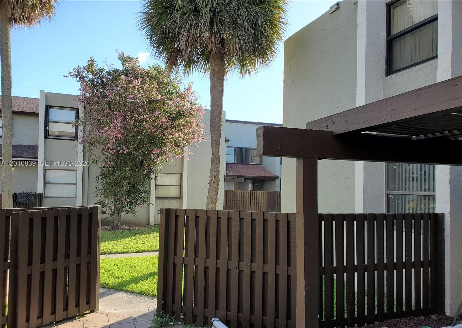 10020 NW 9th St Cir # 102, Miami FL 33172 — 3