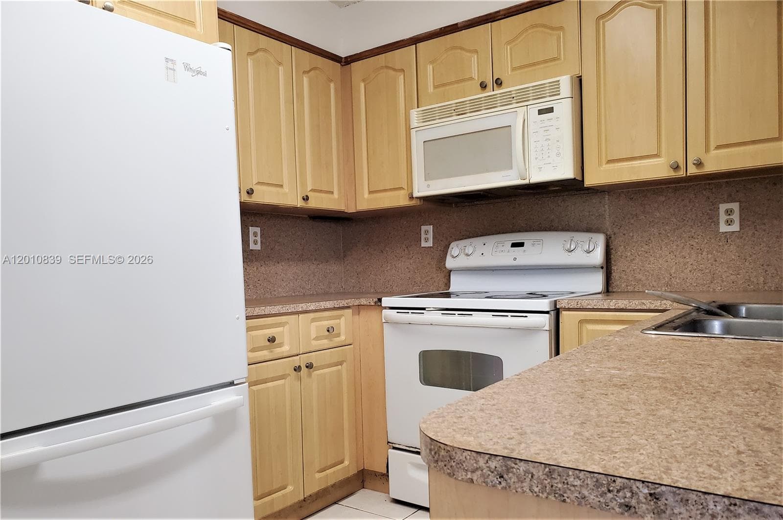 10020 NW 9th St Cir # 102, Miami FL 33172 — 5