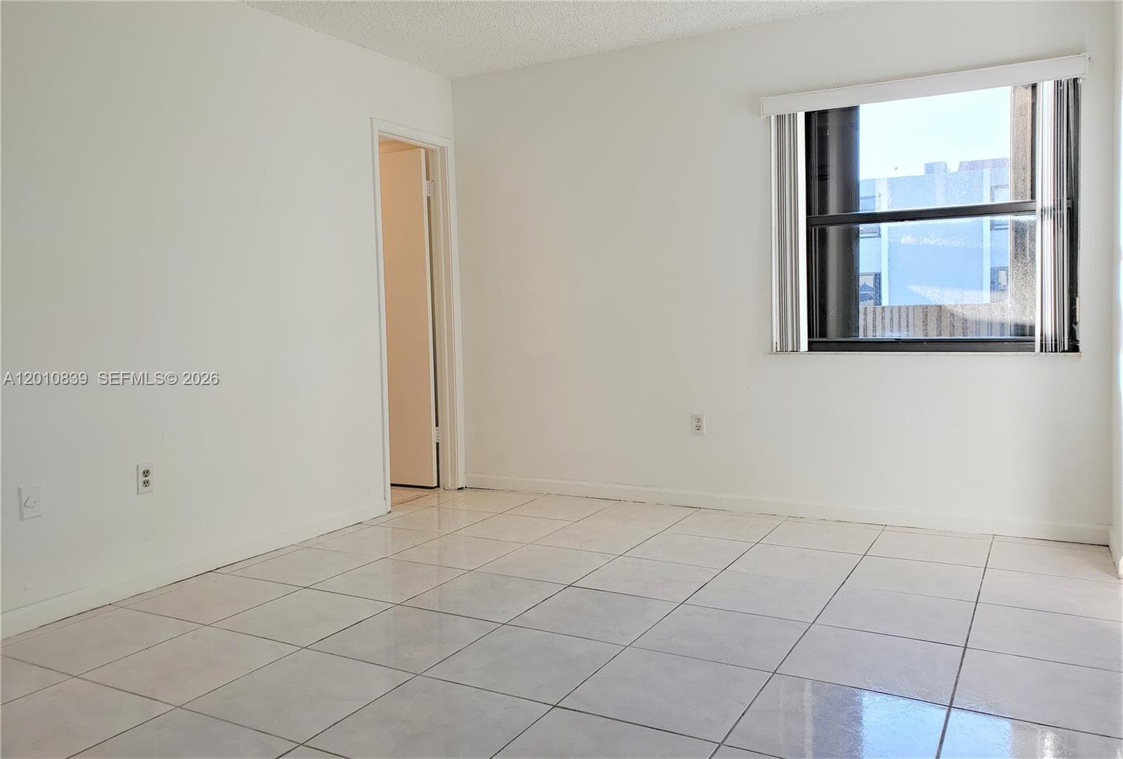 10020 NW 9th St Cir # 102, Miami FL 33172 — 8
