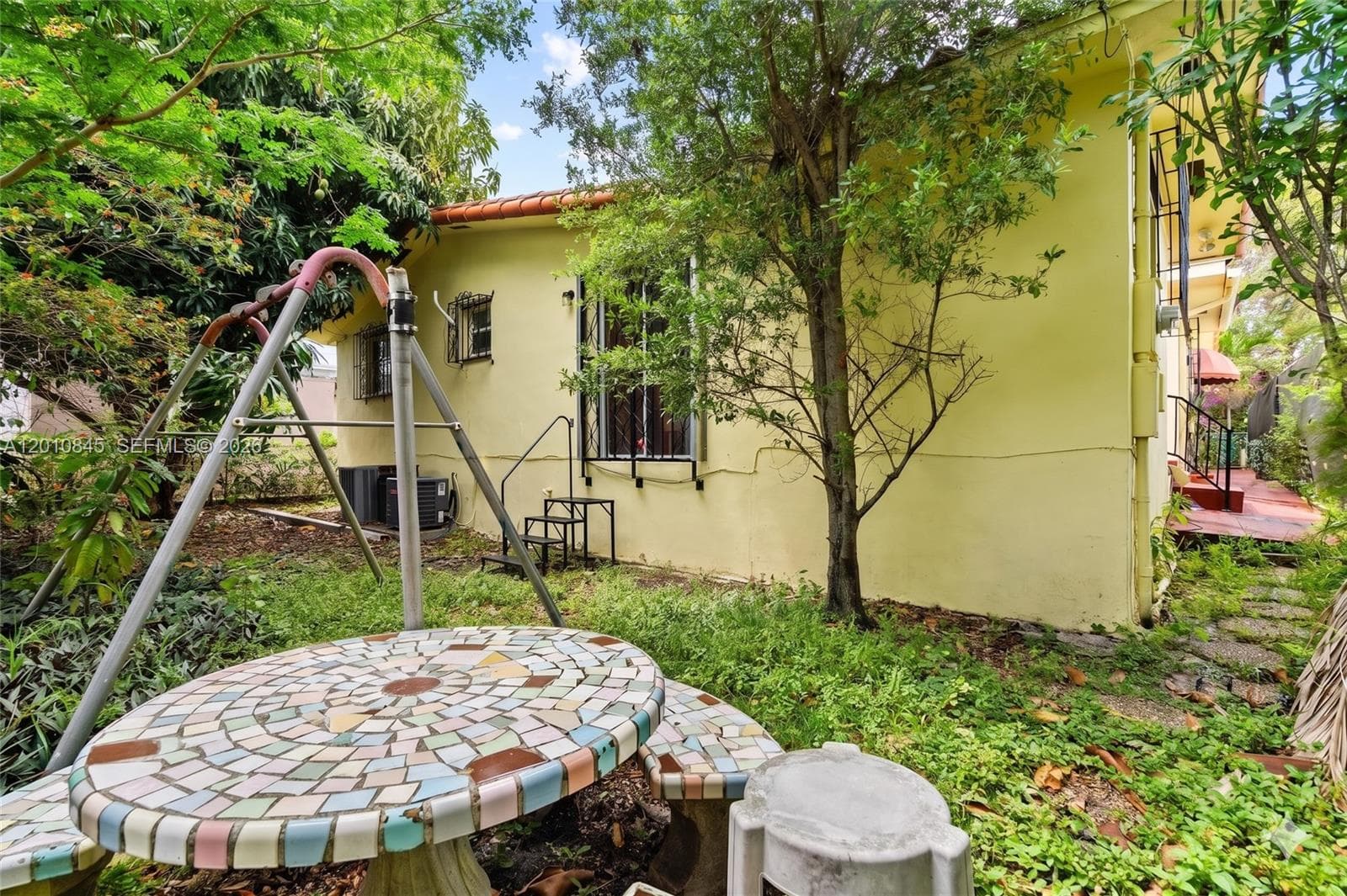 1712 SW 13th St, Miami FL 33145 — 19