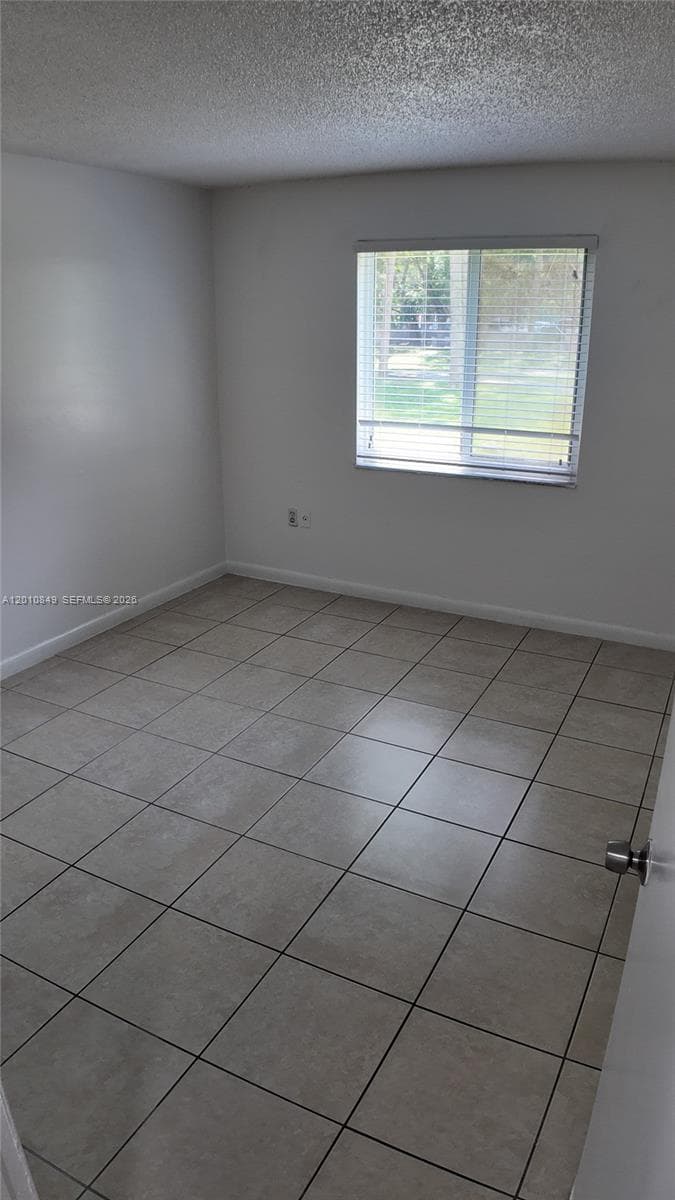 10900 SW 196th St # 306, Cutler Bay FL 33157 — 8