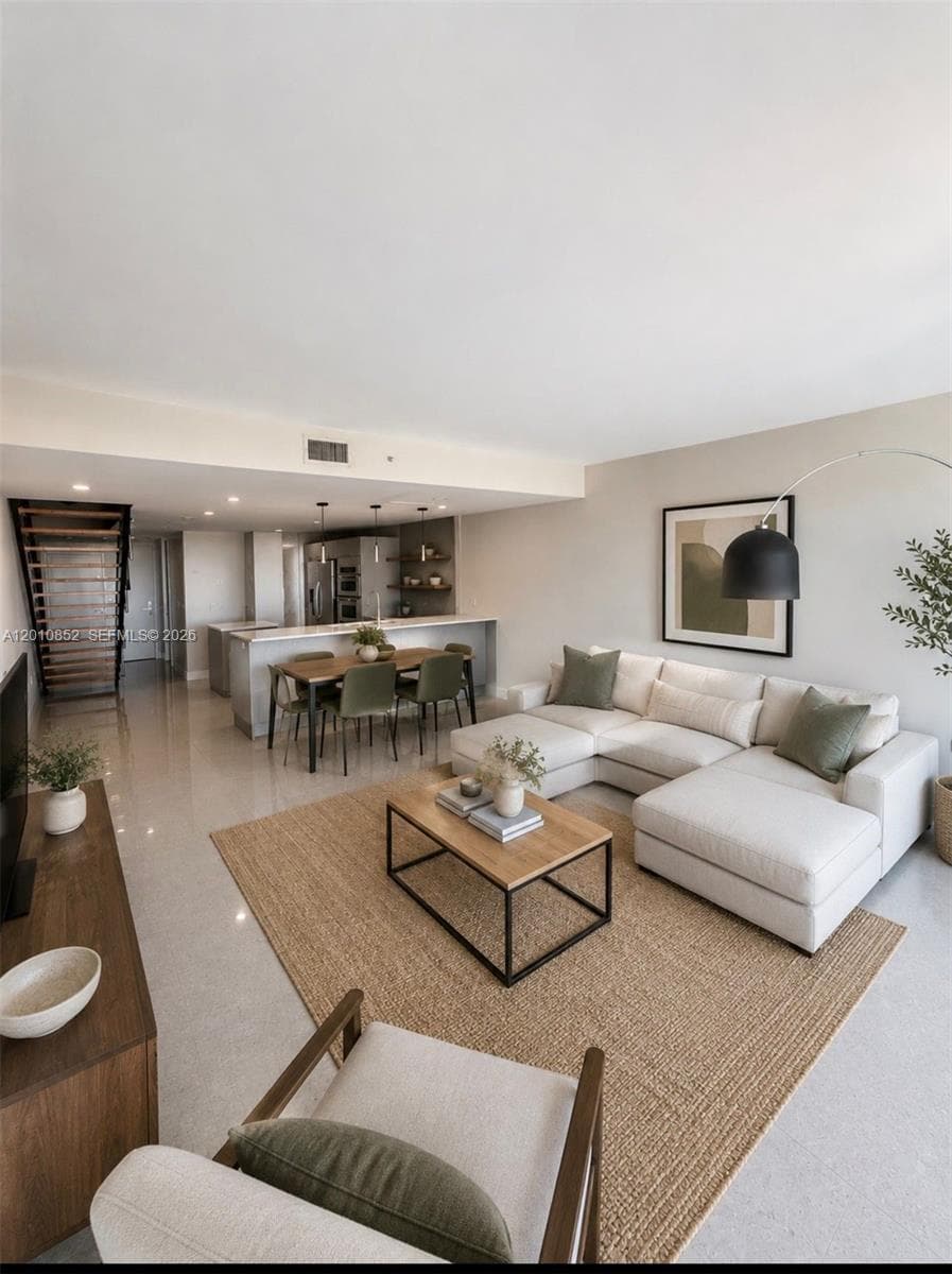 2950 NE 188th St # 406, Aventura FL 33180 — 3