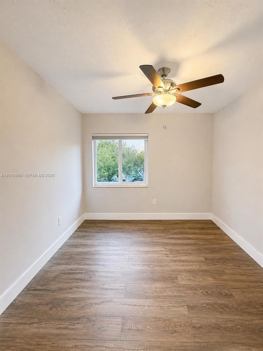 125 Edgewater Dr # 9, Coral Gables FL 33133 — 9