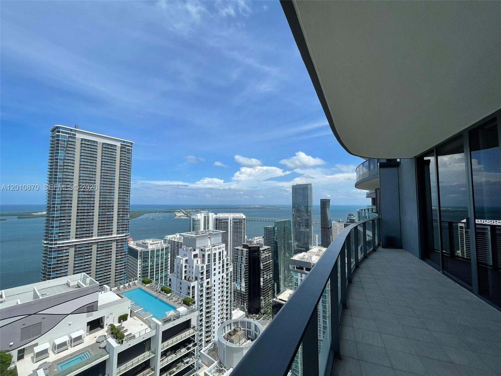1000 Brickell Plaza # 5908, Miami FL 33131 — 1