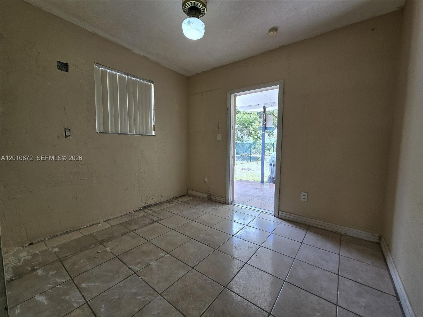 1051 E 18th St, Hialeah FL 33013 — 19