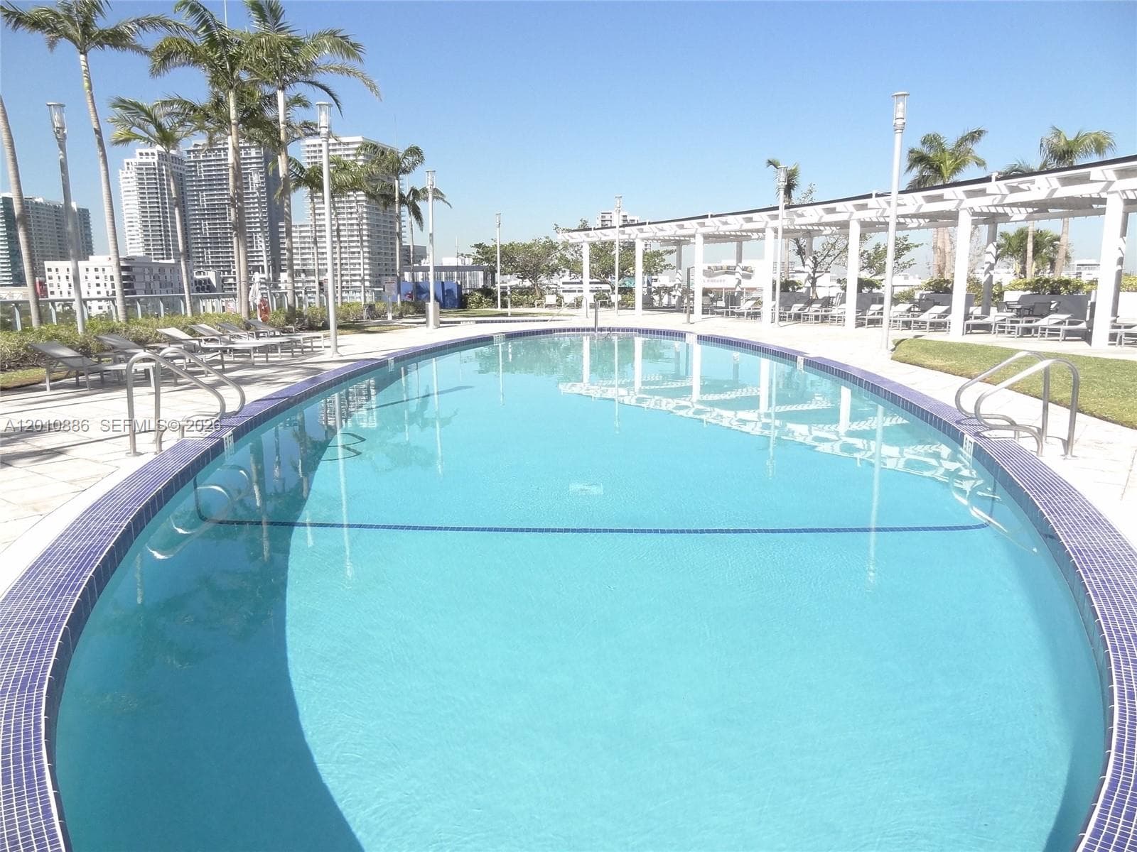 601 NE 36th St # 1705, Miami FL 33137 — 26