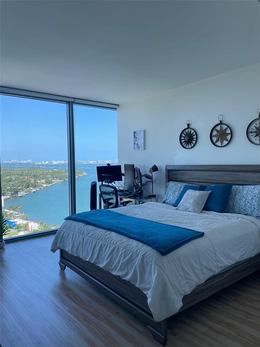 601 NE 36th St # 1705, Miami FL 33137 — 11