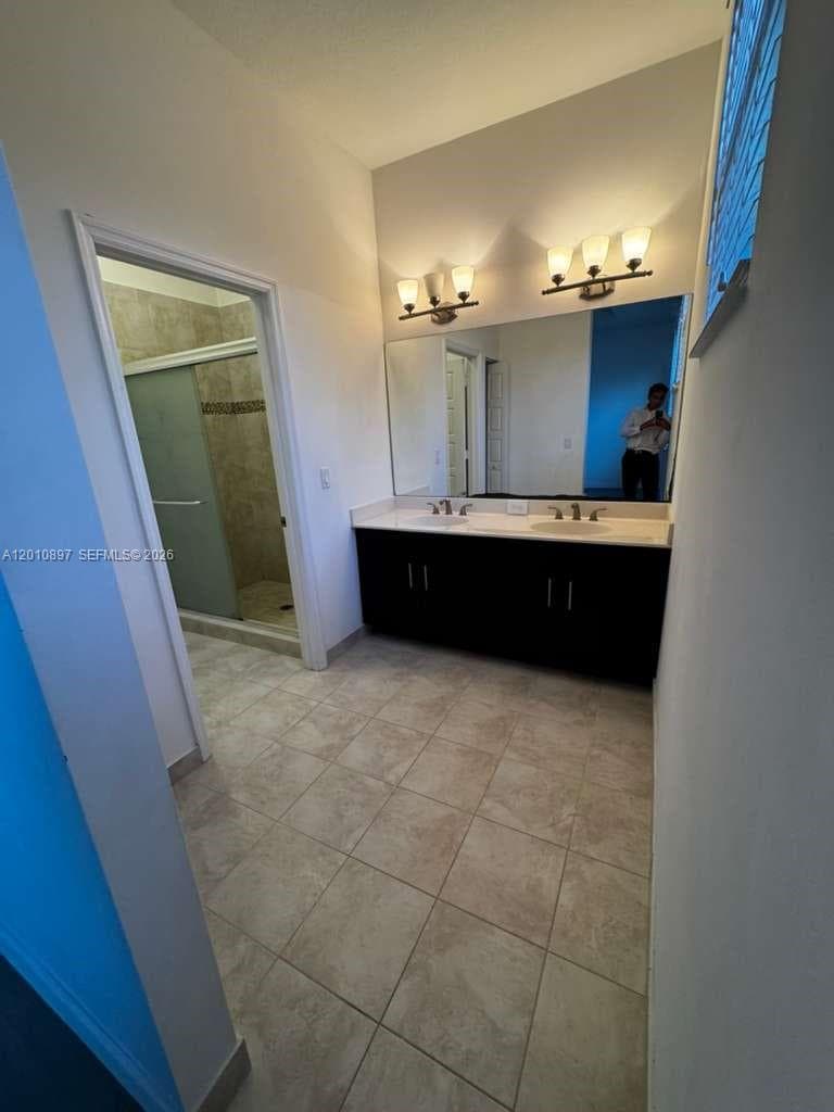 Champion Lakes, Miami, FL — 11