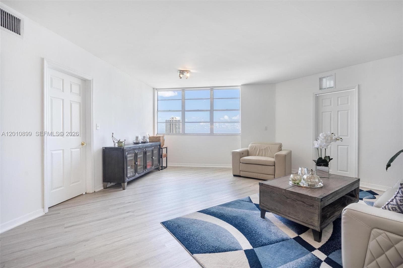 825 Brickell Bay Dr # 2042, Miami FL 33131 — 2