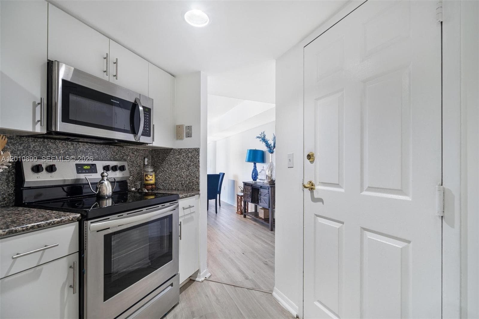 825 Brickell Bay Dr # 2042, Miami FL 33131 — 3