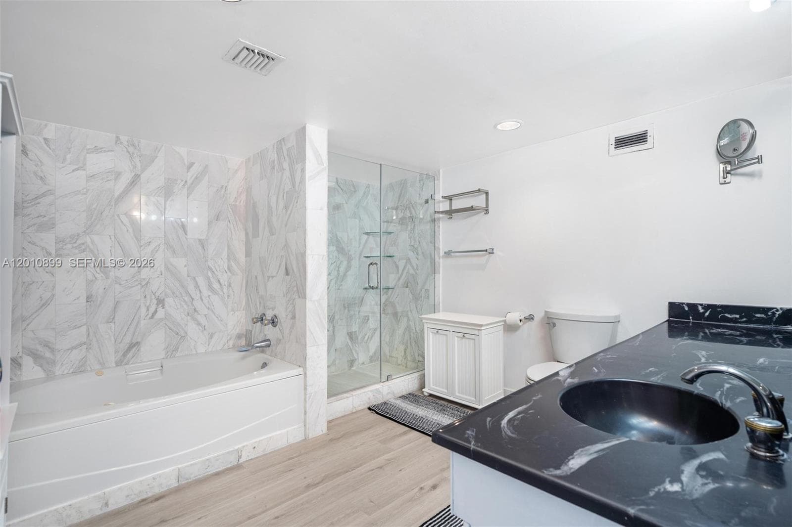 825 Brickell Bay Dr # 2042, Miami FL 33131 — 10