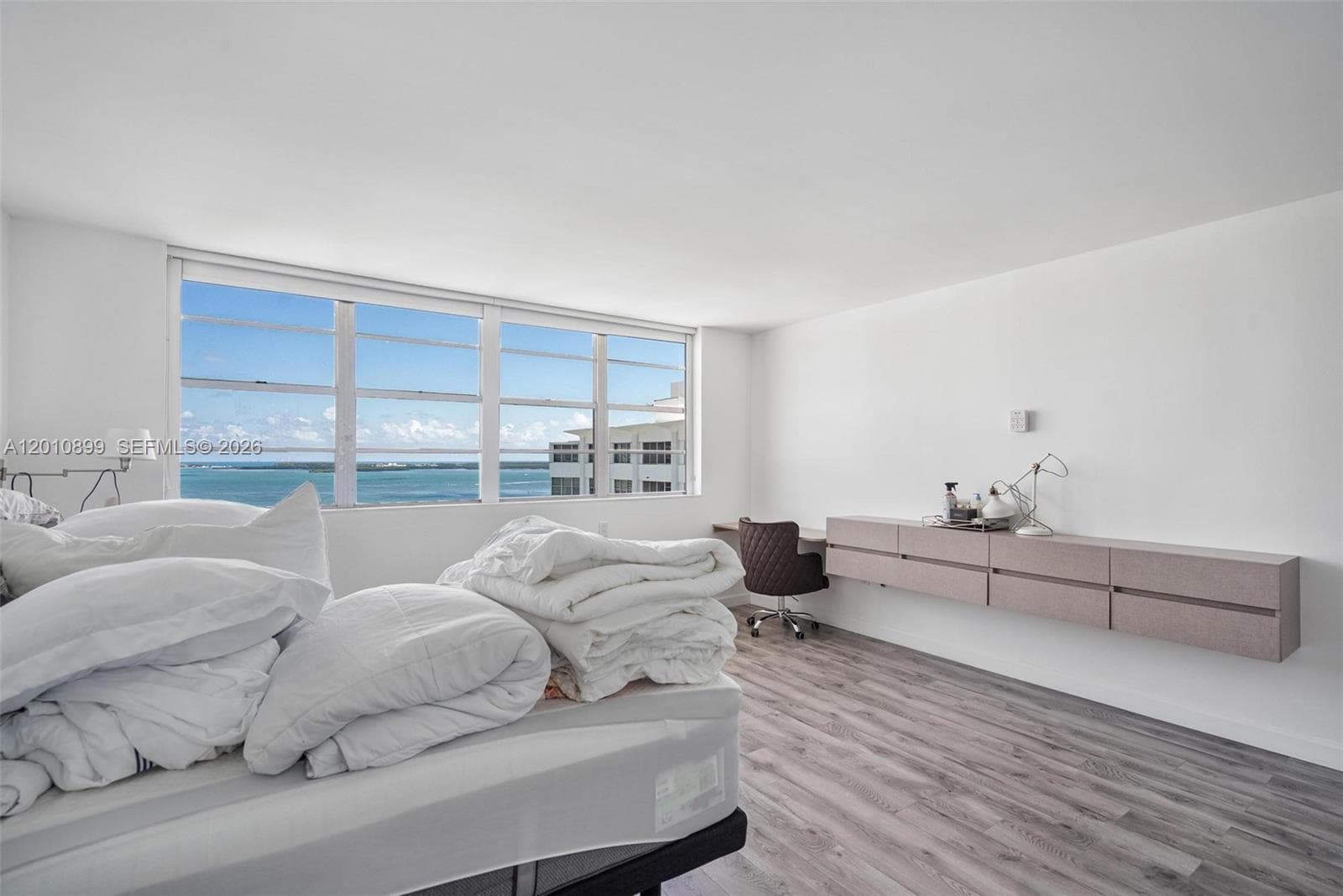 825 Brickell Bay Dr # 2042, Miami FL 33131 — 19