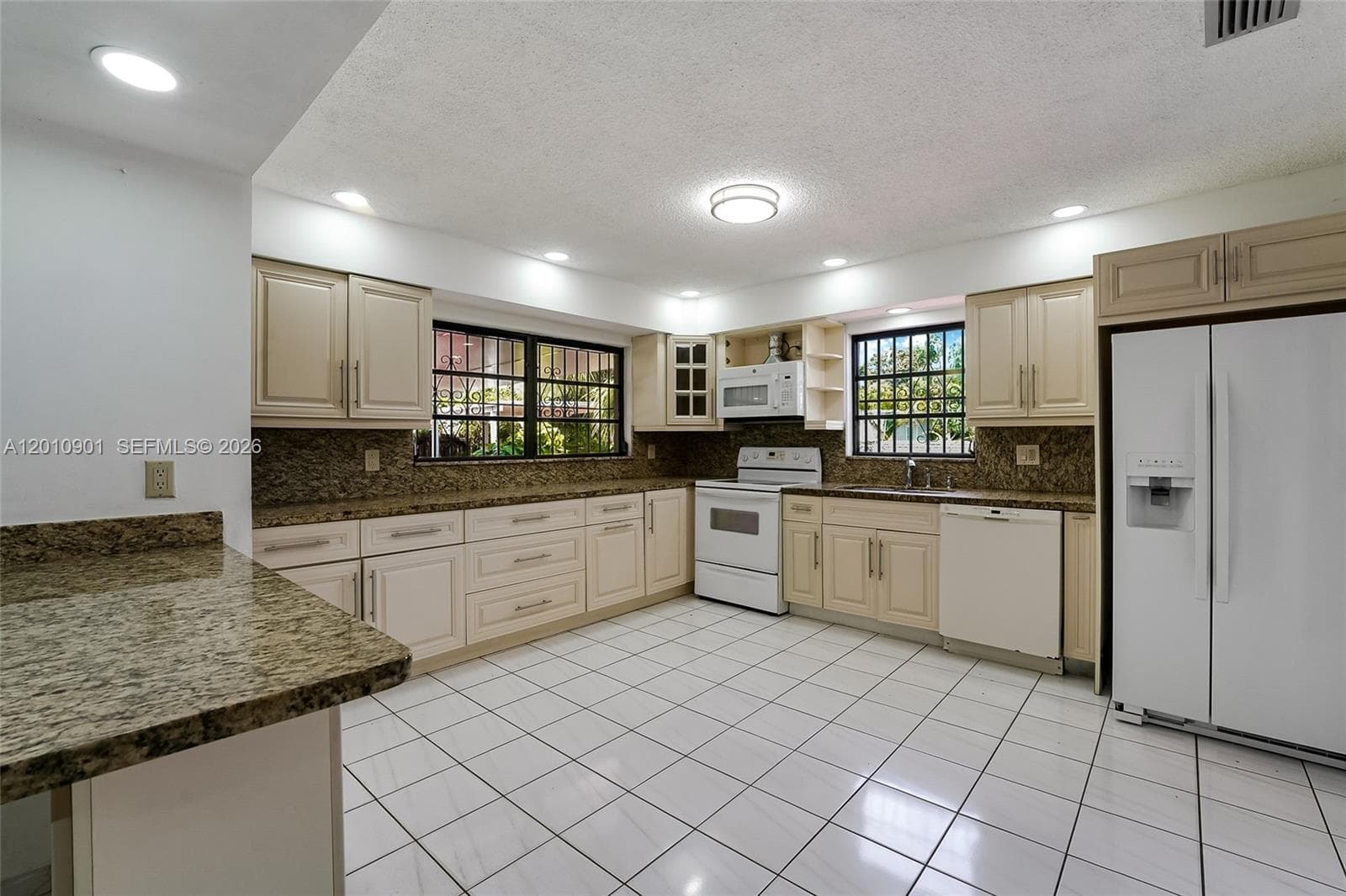 1735 SW 15th St, Miami FL 33145 — 9