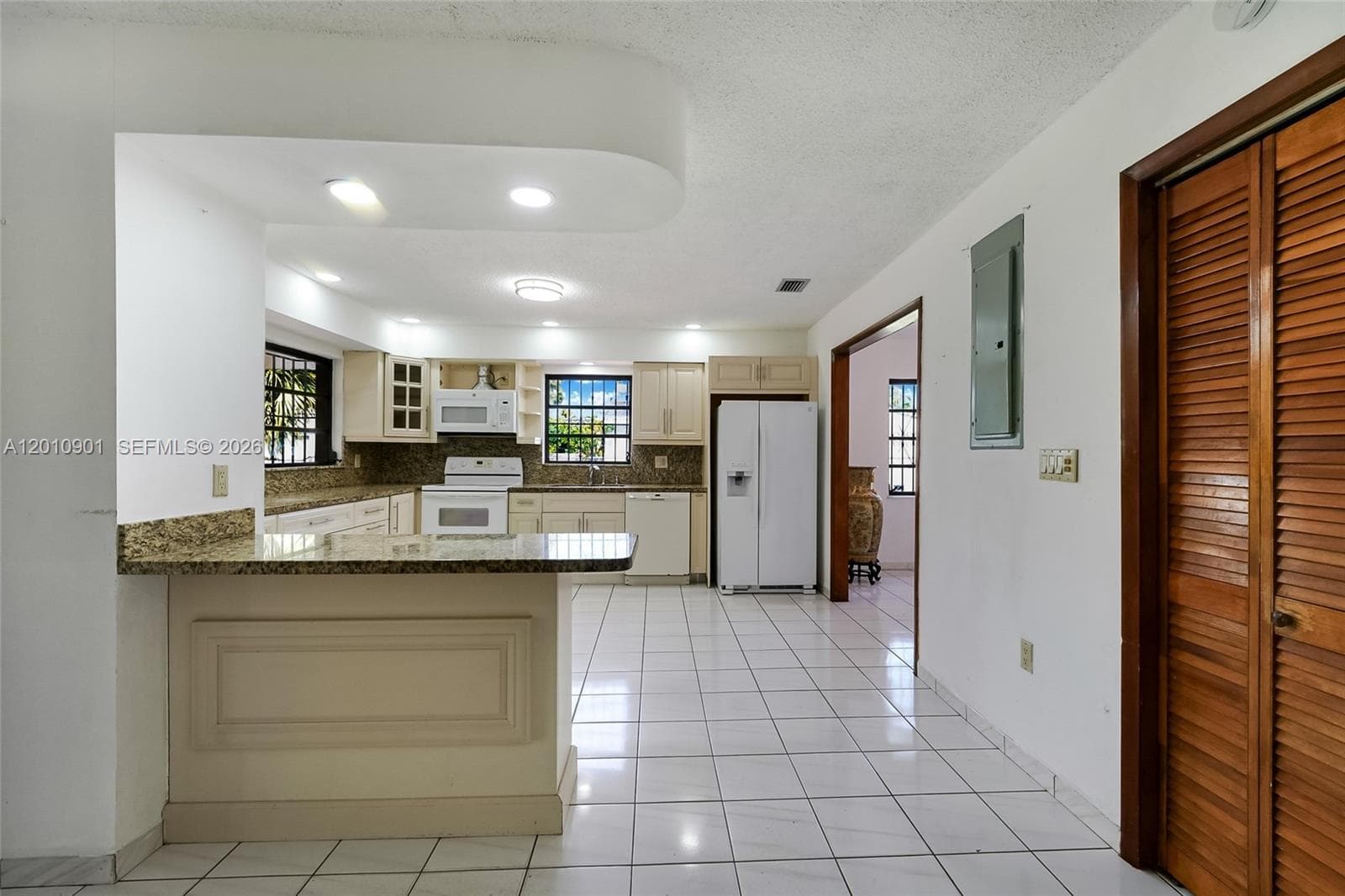 1735 SW 15th St, Miami FL 33145 — 10