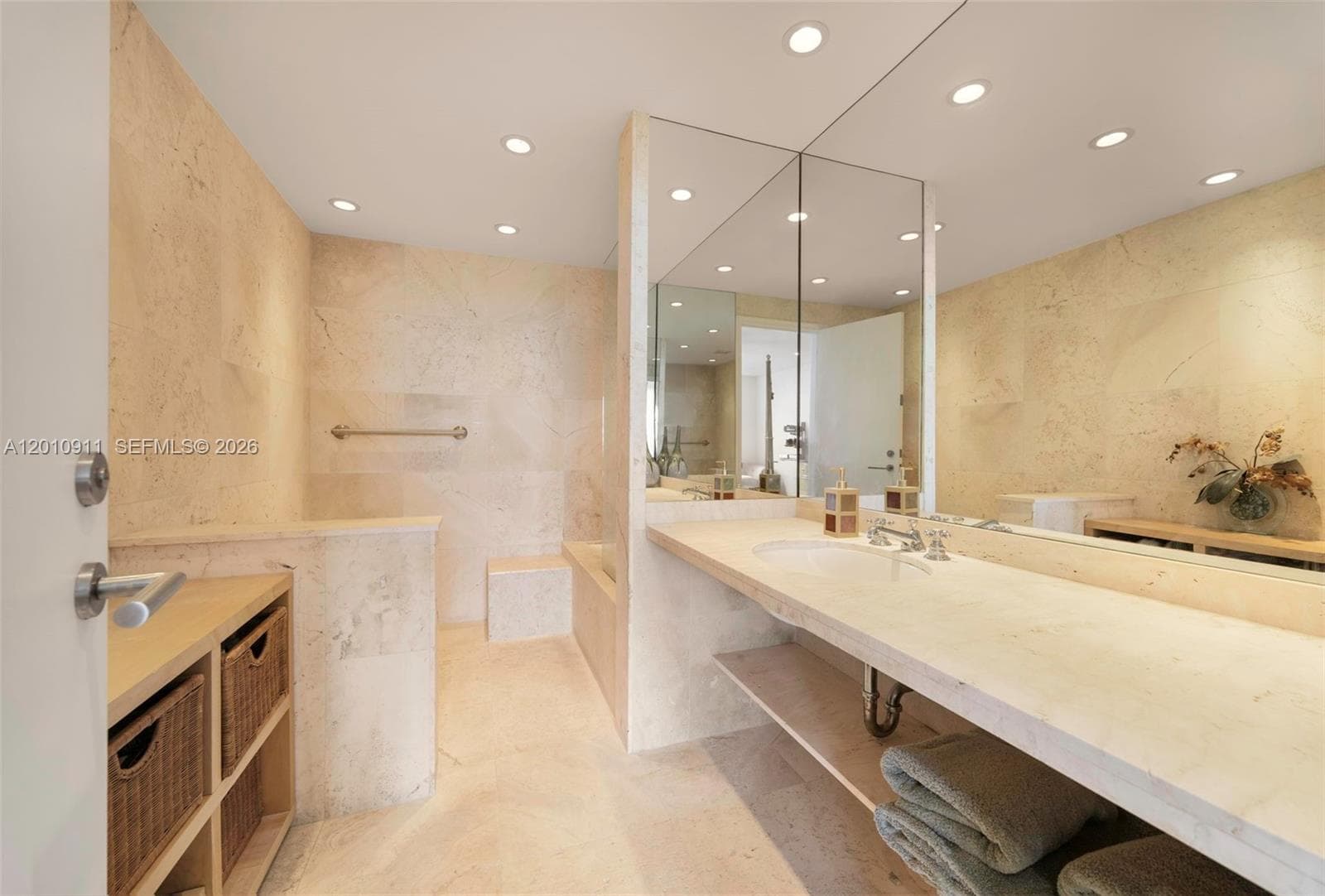 200 Ocean Lane Dr # 401, Key Biscayne FL 33149 — 17