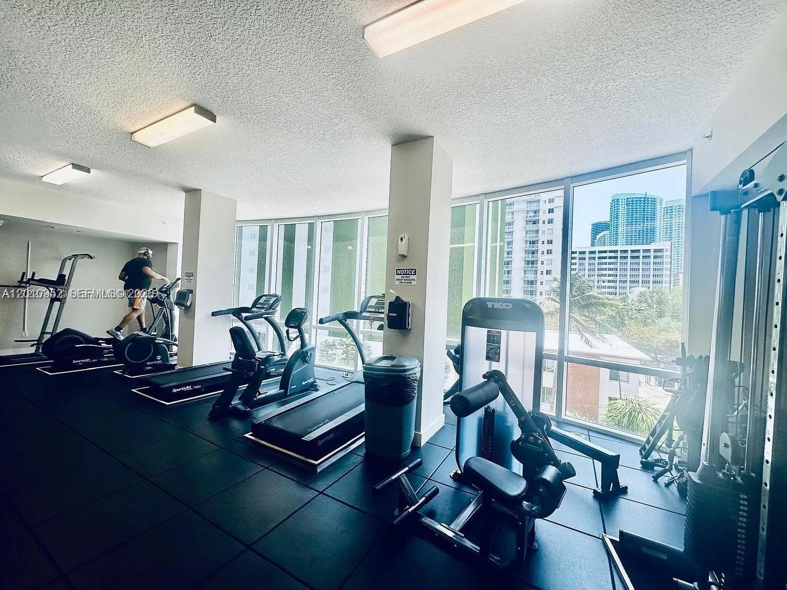 601 NE 23rd St # 901, Miami FL 33137 — 7